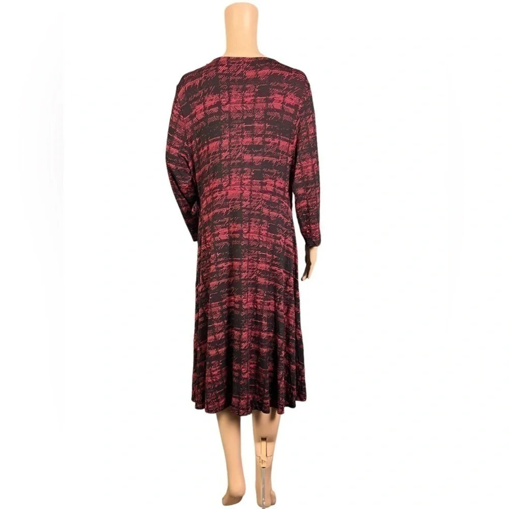 TORRID Womens 1X Red Black Abstract Plaid Long Sleeve Surplice Neck Wrap Dress - Picture 9 of 15